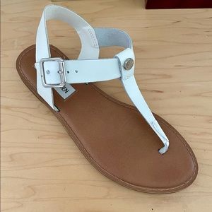 Sandal